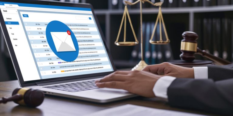 ¿Sabes que ahora es ilegal no tener un canal de denuncias en tu web?